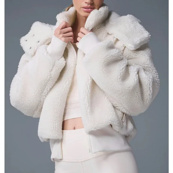 Alo Foxy Sherpa Jacket White XS - Picture 2 of 12